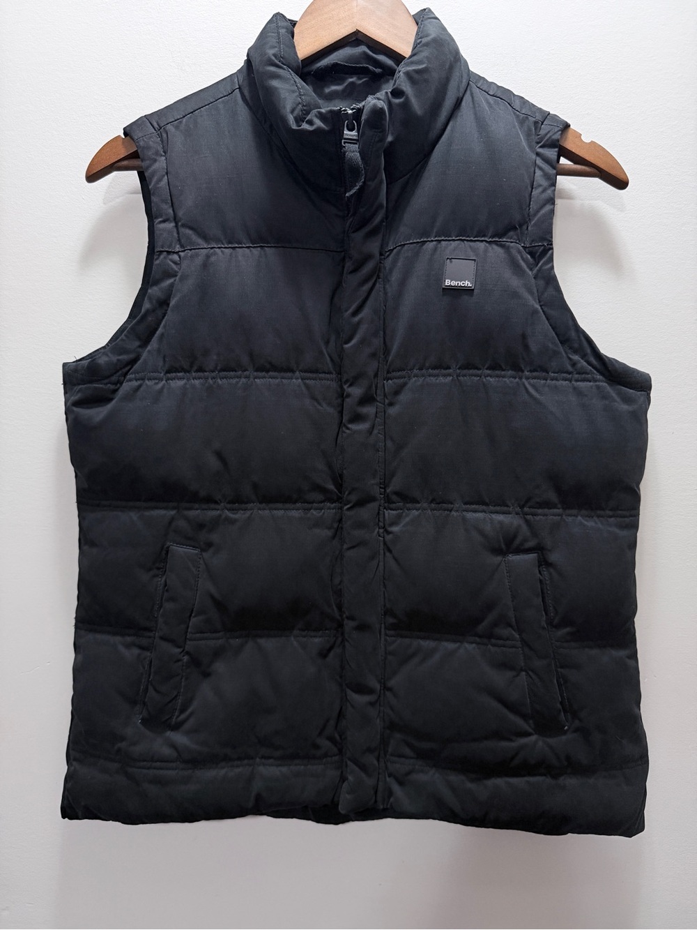 Bench Black Quilted Puffer Vest Women’s Size M / 23.5L/ 20PTP